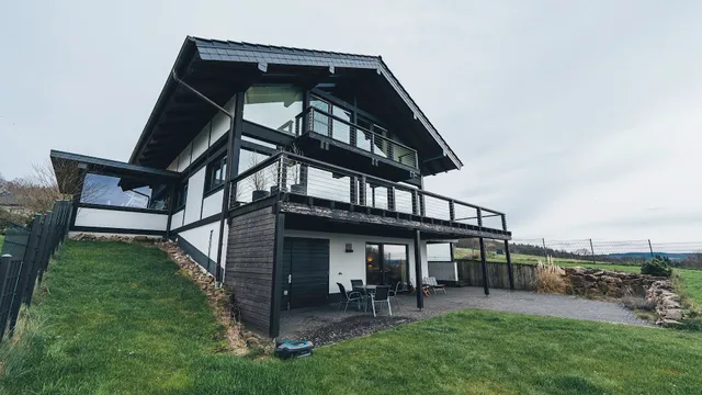 Hunsrück Valley View Holiday Home