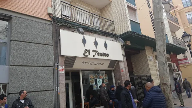 El Teatro