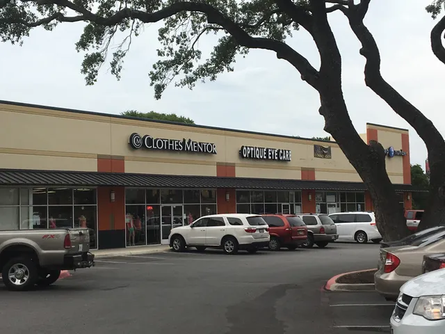 Clothes Mentor Selma, TX