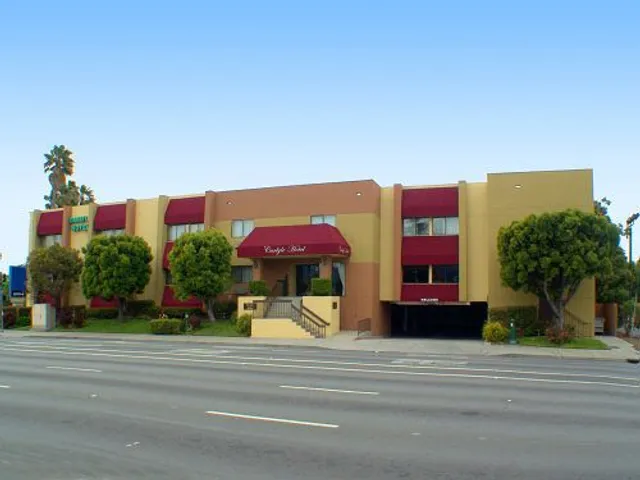 Carlyle Hotel Campbell