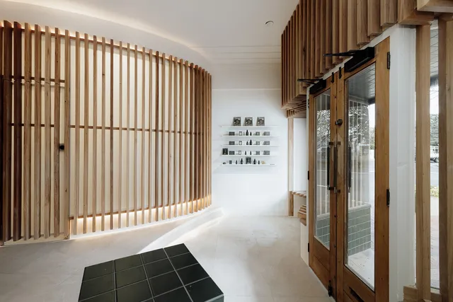 Aqua Ignis Bathhouse