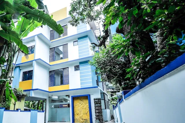 OYO Blue Berry Apartments