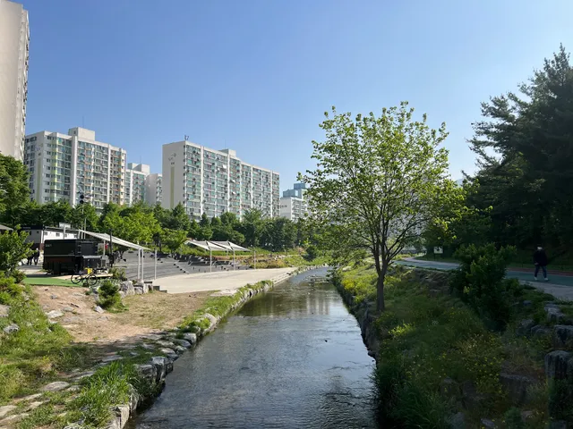 Korean Bible University