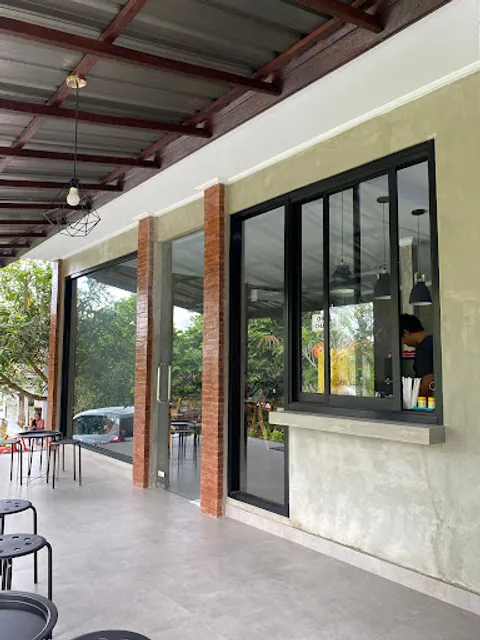 Mondoc Coffee & Eatery