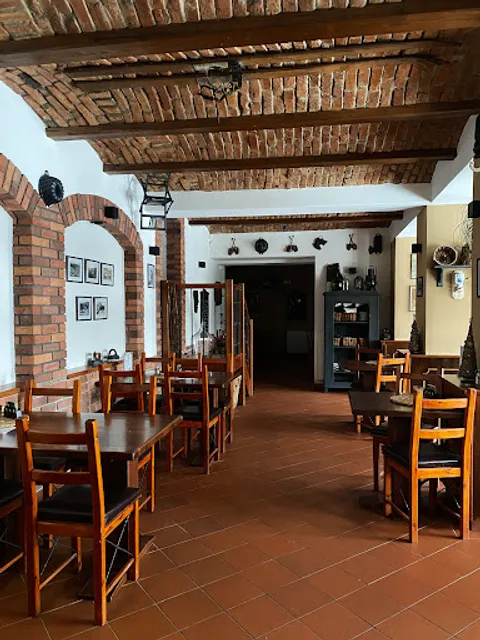 Restaurace a penzion Vzhůru Nohama