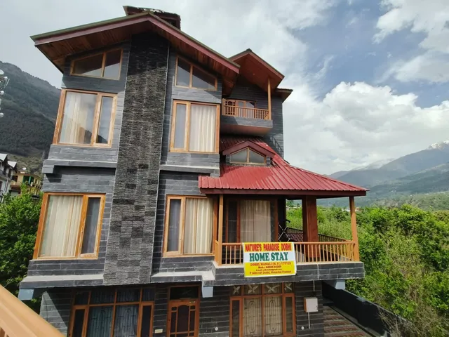 Nature's Paradise Dobhi