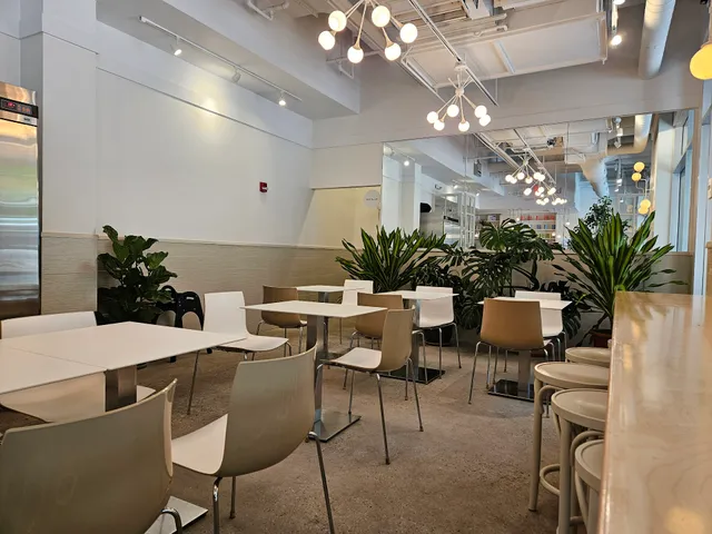 bōm dough cafe - lechmere