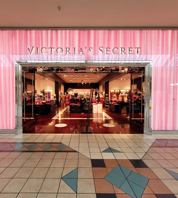 Victoria's Secret & PINK