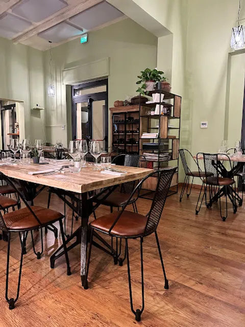 Opera • Trattoria contemporanea di quartiere