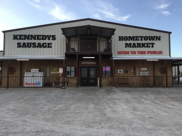 Kennedy’s Sausage Hometown Market - Santo