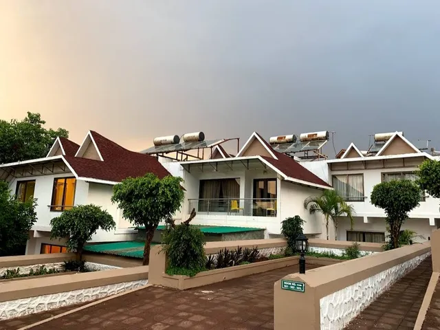 LA FORTUNA RESORT AND SPA