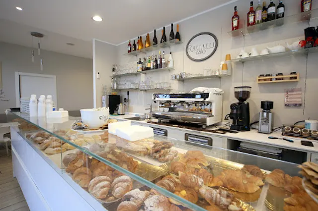 Raffaele 2810 Caffetteria Pasticceria