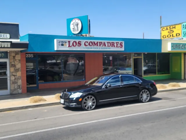 Los Compadres Mexican Restaurant & Sports Cantina