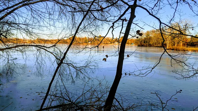 Lake Chauncy Trailhead