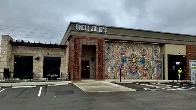 Uncle Julio's Frontenac