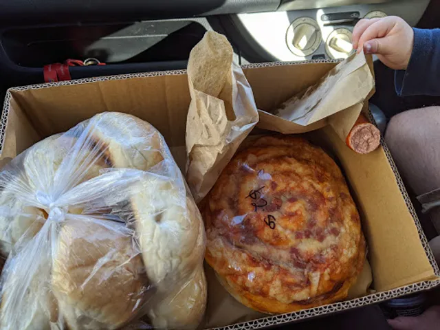 Maunu Hot Bread Shop