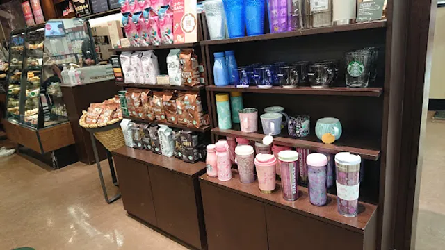 Starbucks Coffee - Aeon Mall Takaoka Central Court