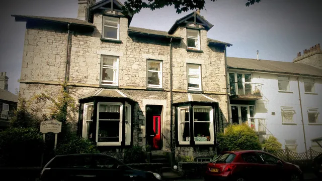 Lyndhurst Guest House