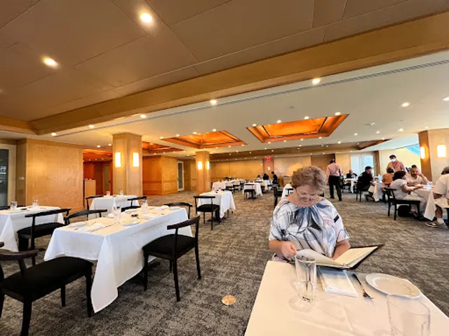 The Cantor Roof Garden Bar