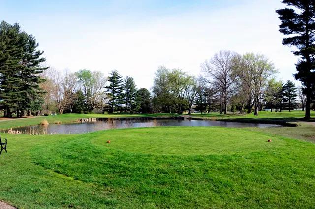 Pebblewood Country Club