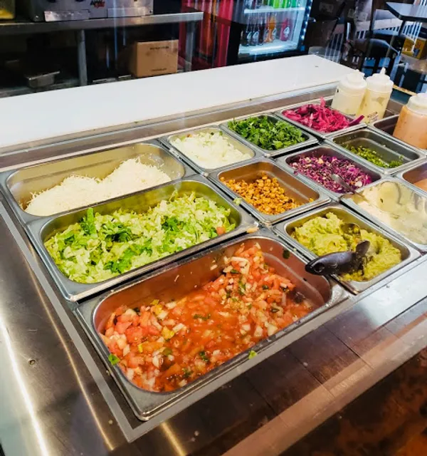 Maskadores Taco Shop