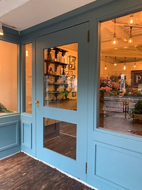 Flower Atelier PÚKA