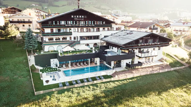 Sonnhof by Vitus Winkler