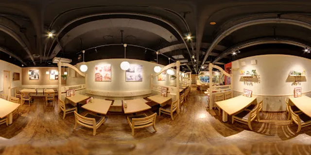 チロリン村 南2条店