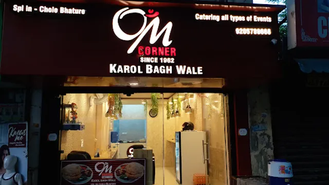 Om Corner Karol Bagh Wale