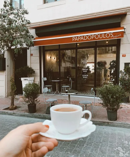 Papadopoulos Cafe