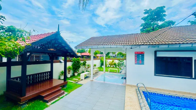 MZ Homestay Private Swimming Pool