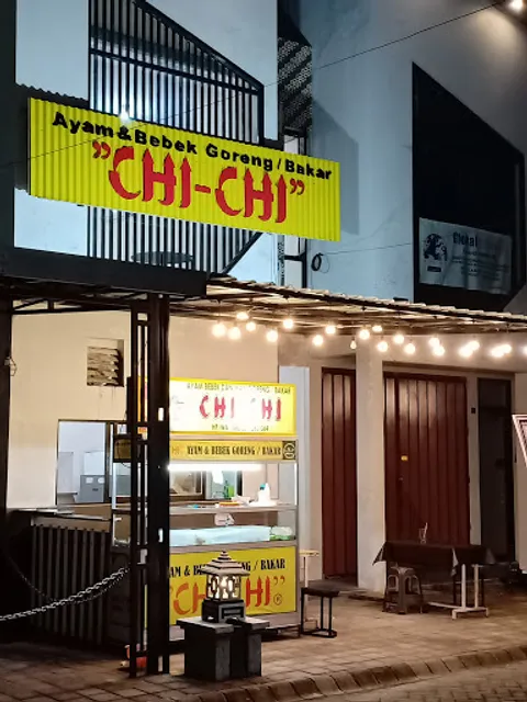 CHI-CHI Ayam Goreng Jember