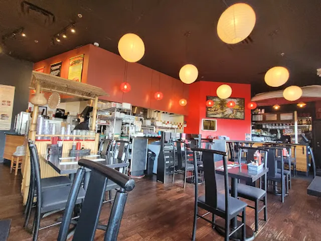 Saigon Char-Broil - Tillicum Centre