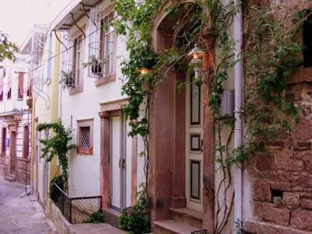 Hayat Alti Guest House