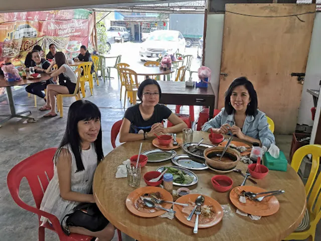 姐妹海鮮小食(金馬崙高原,甘榜拉惹) Restoran Sister (Chinese Seafood Restaurant in Kampung Raja, Cameron Highlands)