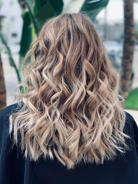 California Waves Studio Hair Extensions