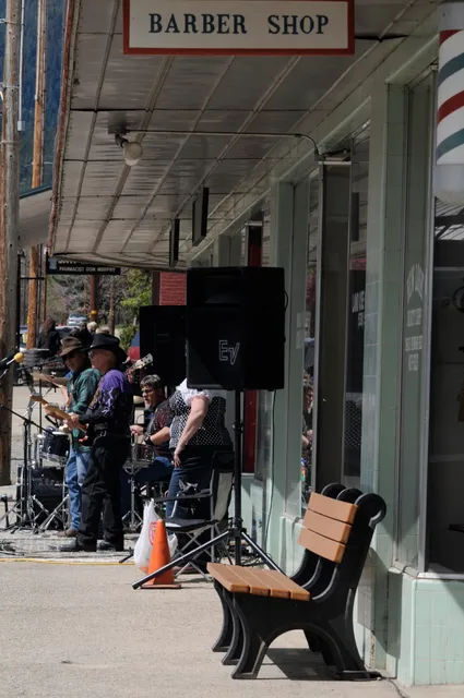 Etna Hardware & Sporting Goods