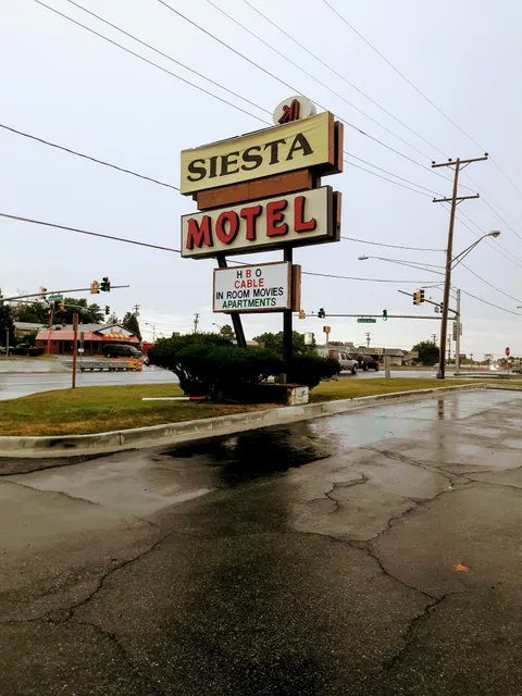 Siesta Motel