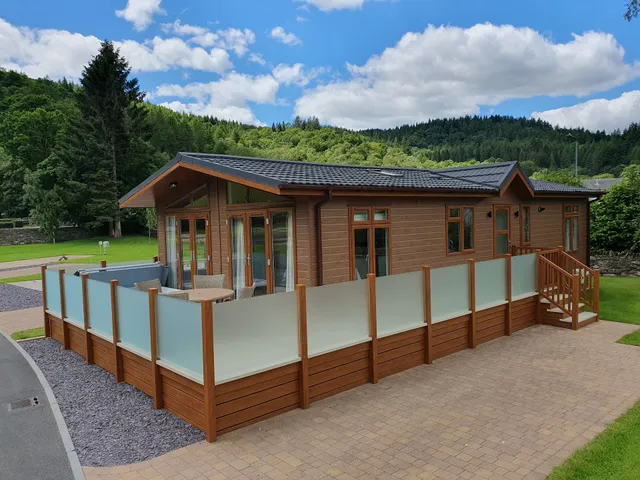 Hendre Rhys Gethin Luxury Lodges