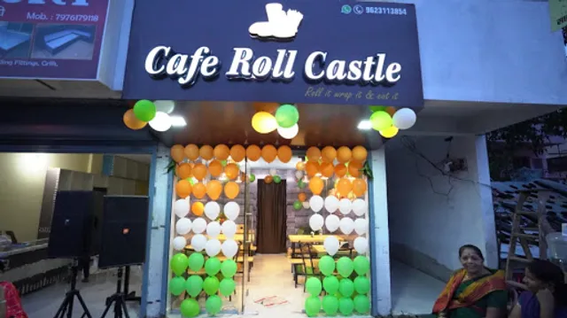 Cafe Roll Castle