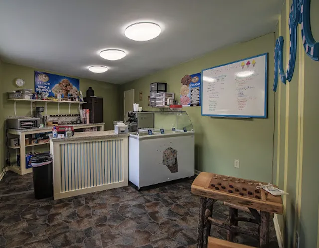 Sugar Cream Ice Cream Parlor