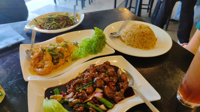 Adam's Kitchen - Tmn Daya