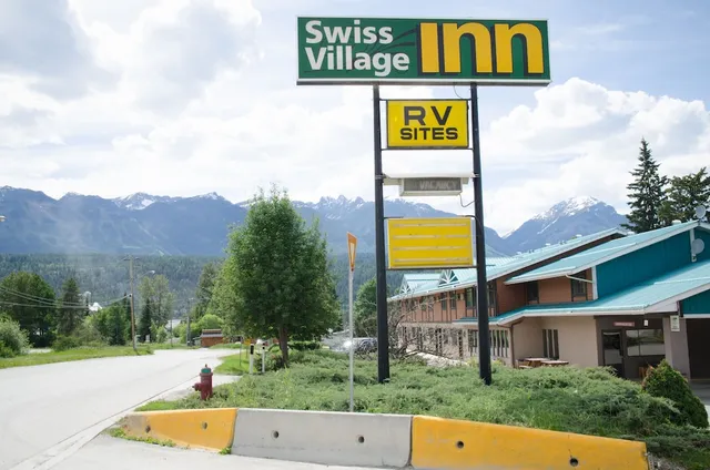 Swiss Village Inn