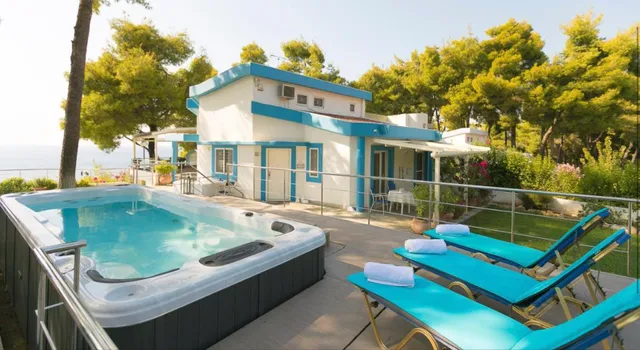 Sani Beach Gallery Villa