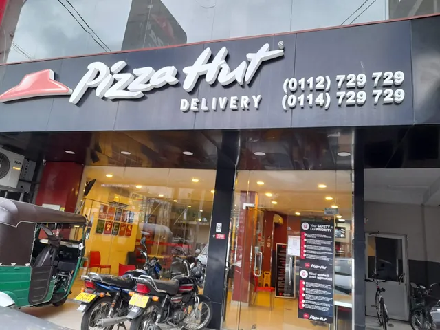Pizza Hut - Gampola