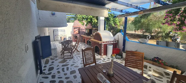 MARY ROOMS - ΒΑΜΒΑΚΑΡΗ ΜΑΙΡΗ - ΕΝΟΙΚΙΑΖΟΜΕΝΑ ΔΩΜΑΤΙΑ - ΜΗΛΟΣ