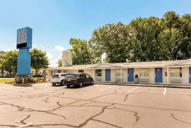 Motel 6 Newport News, VA