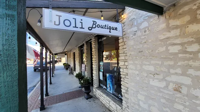Joli