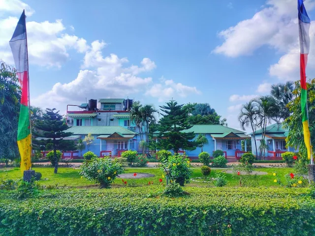 Gorumara Nature's Cottage