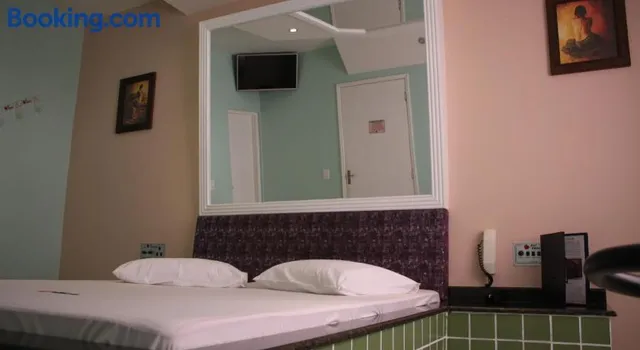 Motel Emoções